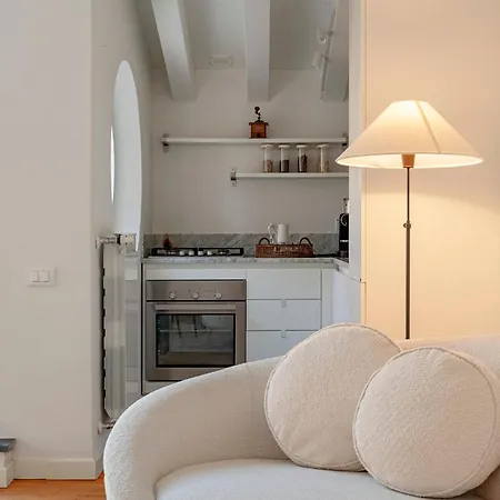 Waterfront Balcony I Grani 5 Grand Daire Livorno